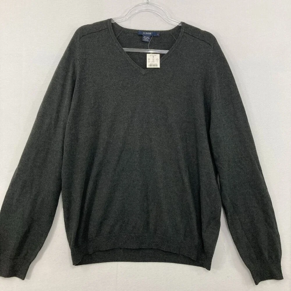 New J.‎ Crew Men's size Large Gray V neck Wool Blend Soft Cozy Sweater Preppy